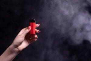 Ce Conține Un Vape Sau O Tigară Electronică (Componente Principale și Sfaturi de Siguranță)
