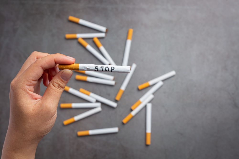 Plamani fumatori si nefumatori: impactul fumatului asupra sanatatii pulmonare + alternative la tutun care sa te ajute sa renunti la fumat