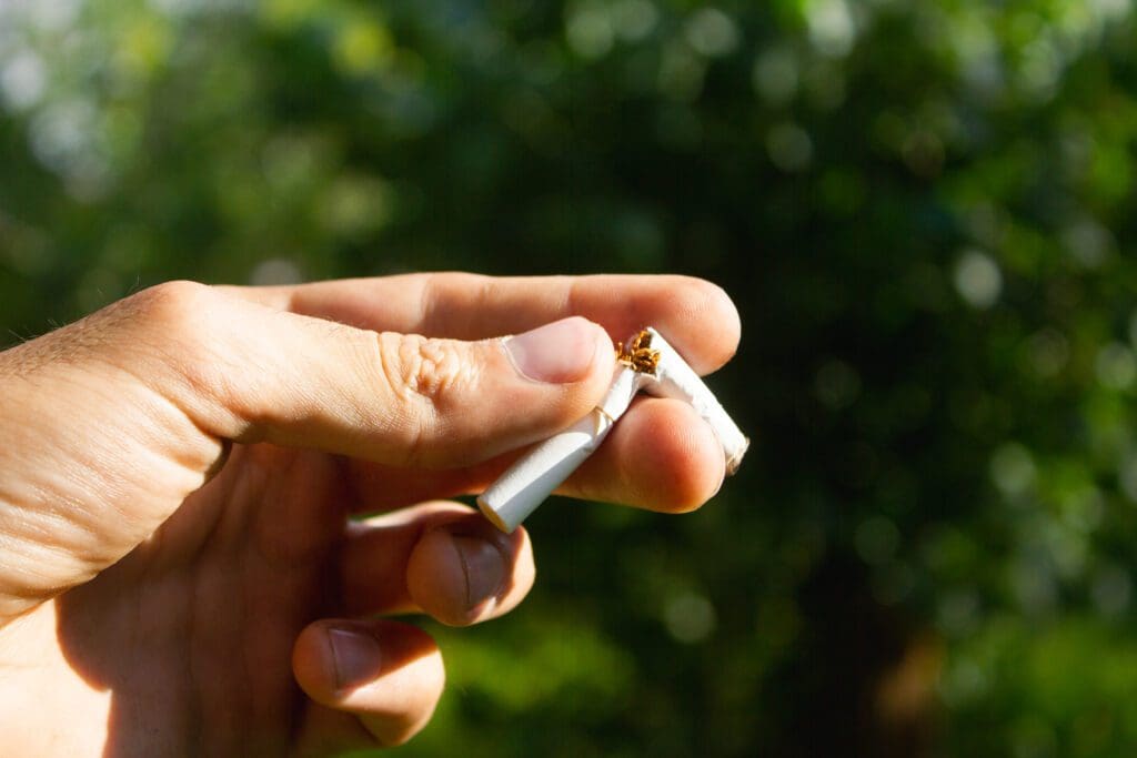 Te poti lasa de fumat cu tigara electronica?