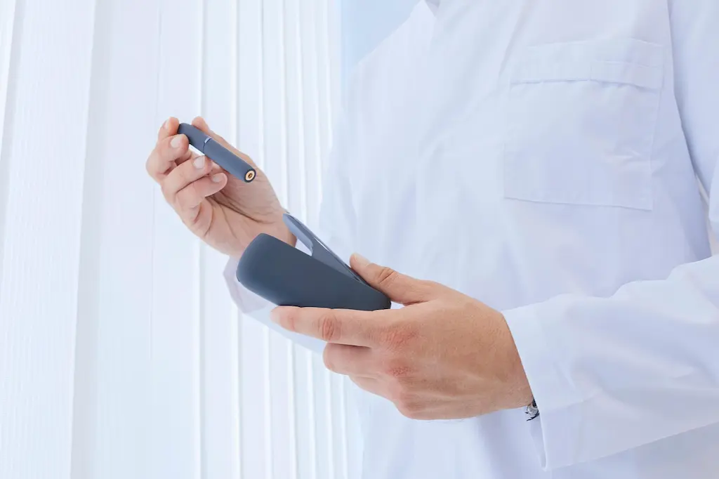 Este Țigara IQOS Mai Sănătoasă Decât Fumatul